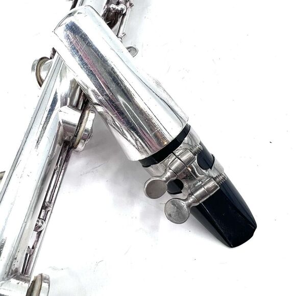 Antique Circa 1940s Cundy-Bettoney Three Star Metal Clarinet With Case - Picture 8 of 16